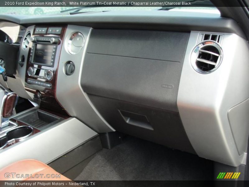 White Platinum Tri-Coat Metallic / Chaparral Leather/Charcoal Black 2010 Ford Expedition King Ranch