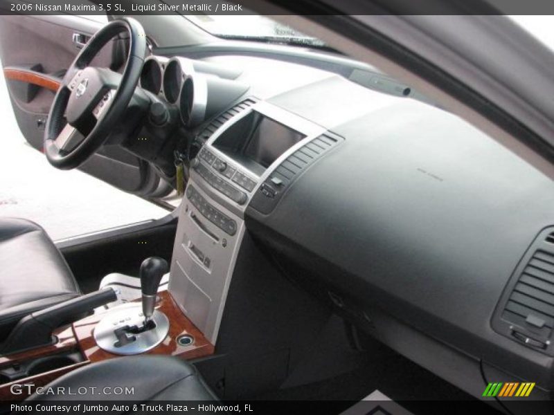 Liquid Silver Metallic / Black 2006 Nissan Maxima 3.5 SL