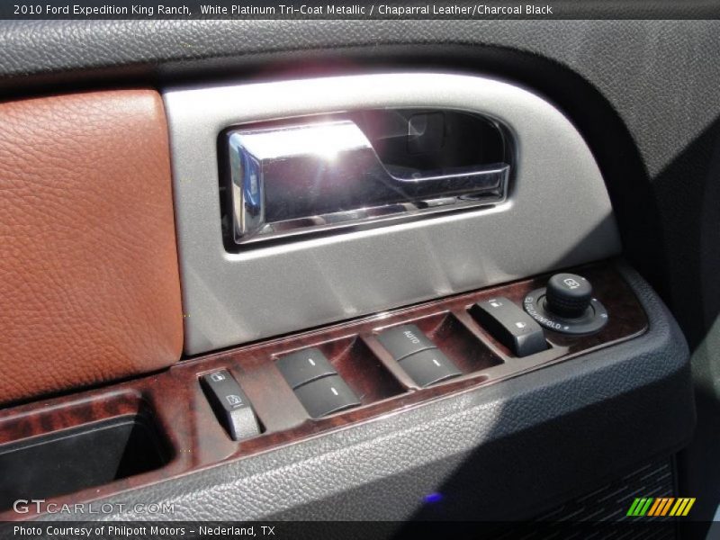 White Platinum Tri-Coat Metallic / Chaparral Leather/Charcoal Black 2010 Ford Expedition King Ranch
