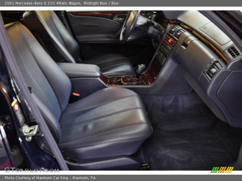  2001 E 320 4Matic Wagon Blue Interior