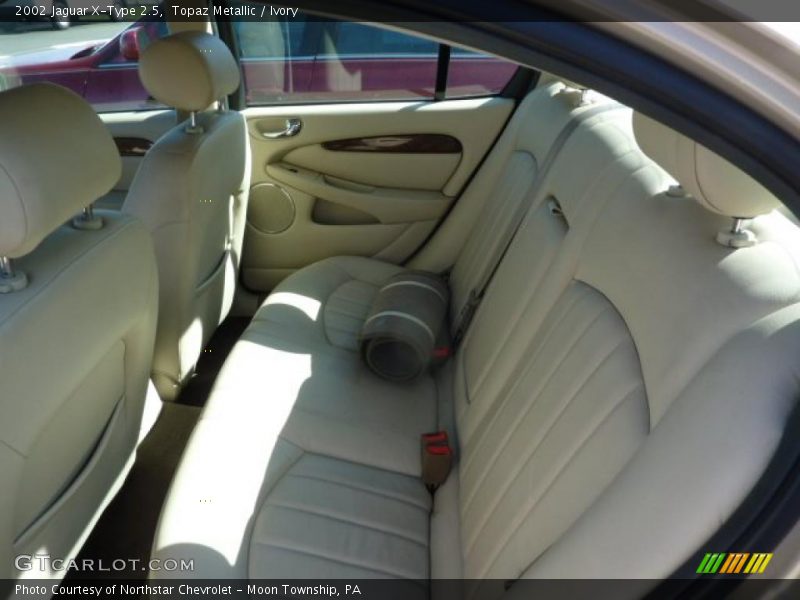 Topaz Metallic / Ivory 2002 Jaguar X-Type 2.5