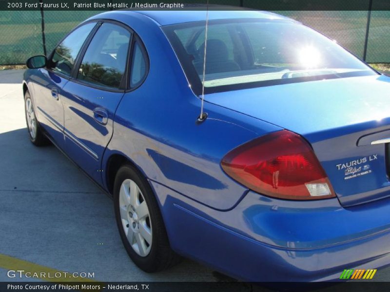 Patriot Blue Metallic / Medium Graphite 2003 Ford Taurus LX