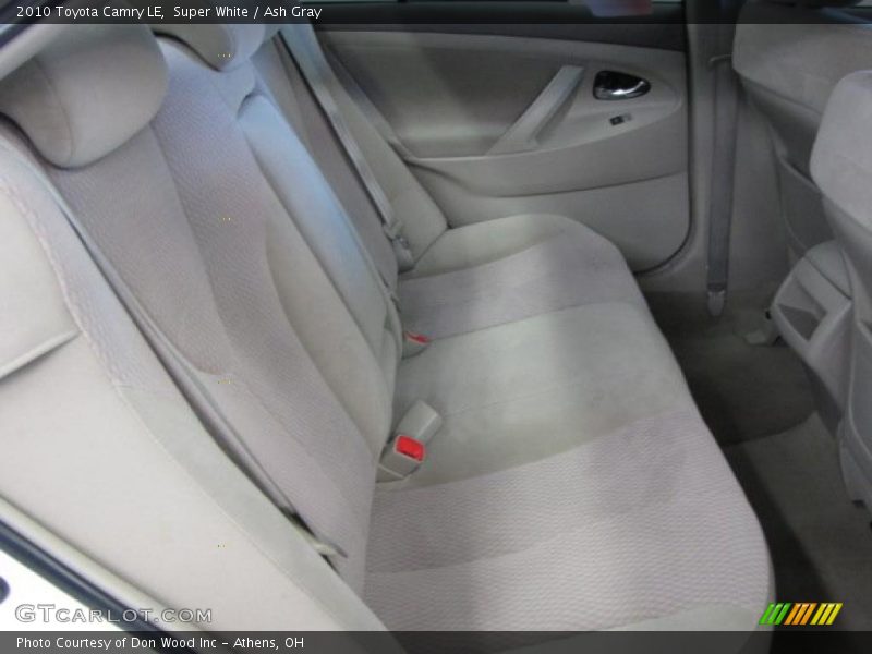 Super White / Ash Gray 2010 Toyota Camry LE