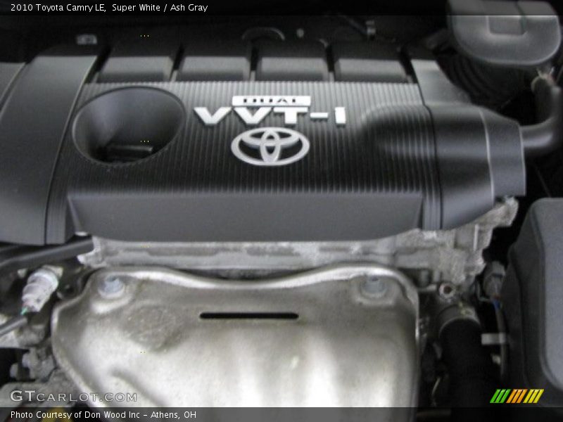 Super White / Ash Gray 2010 Toyota Camry LE