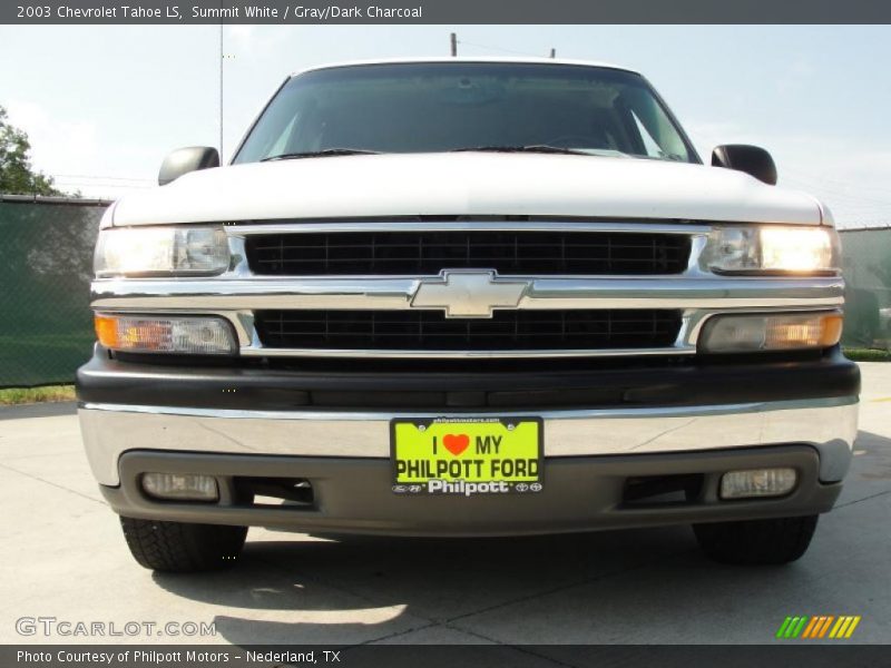 Summit White / Gray/Dark Charcoal 2003 Chevrolet Tahoe LS