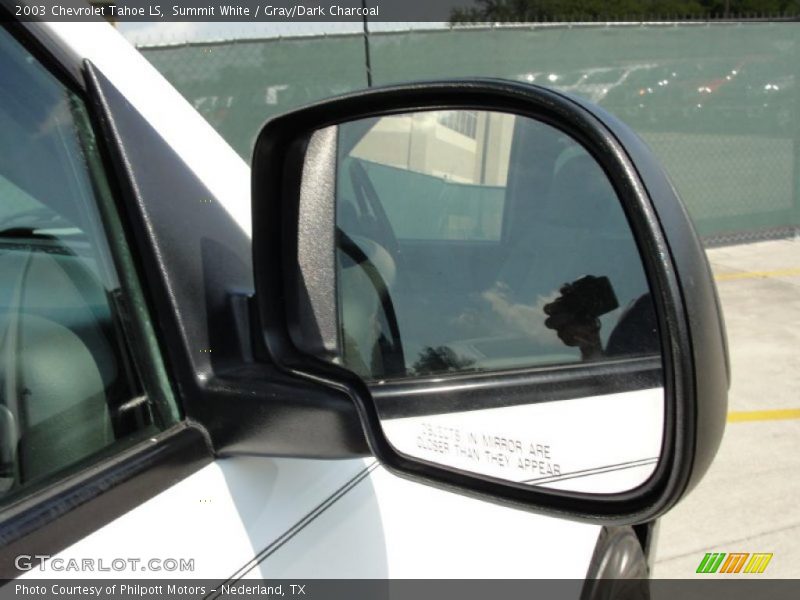 Summit White / Gray/Dark Charcoal 2003 Chevrolet Tahoe LS