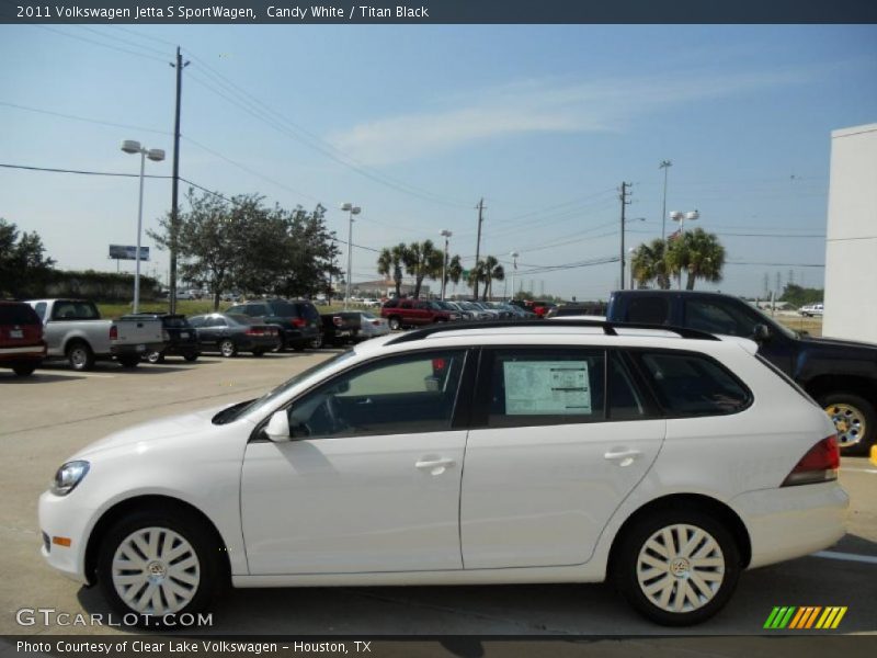 Candy White / Titan Black 2011 Volkswagen Jetta S SportWagen