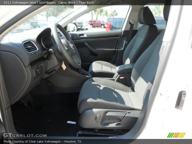 Candy White / Titan Black 2011 Volkswagen Jetta S SportWagen