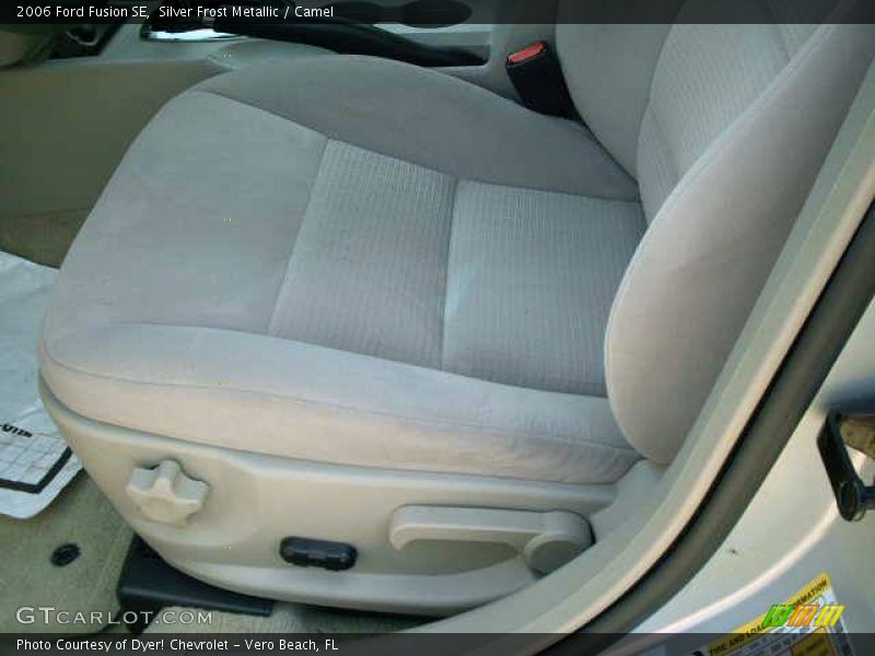 Silver Frost Metallic / Camel 2006 Ford Fusion SE
