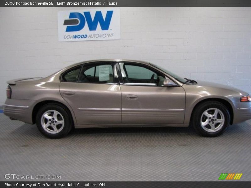 Light Bronzemist Metallic / Taupe 2000 Pontiac Bonneville SE