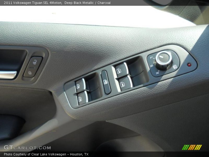 Deep Black Metallic / Charcoal 2011 Volkswagen Tiguan SEL 4Motion