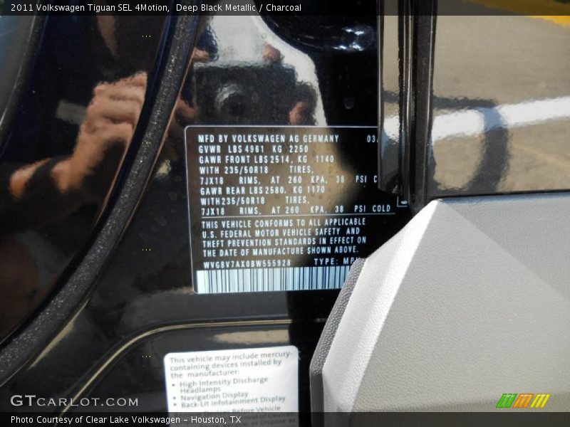 Deep Black Metallic / Charcoal 2011 Volkswagen Tiguan SEL 4Motion