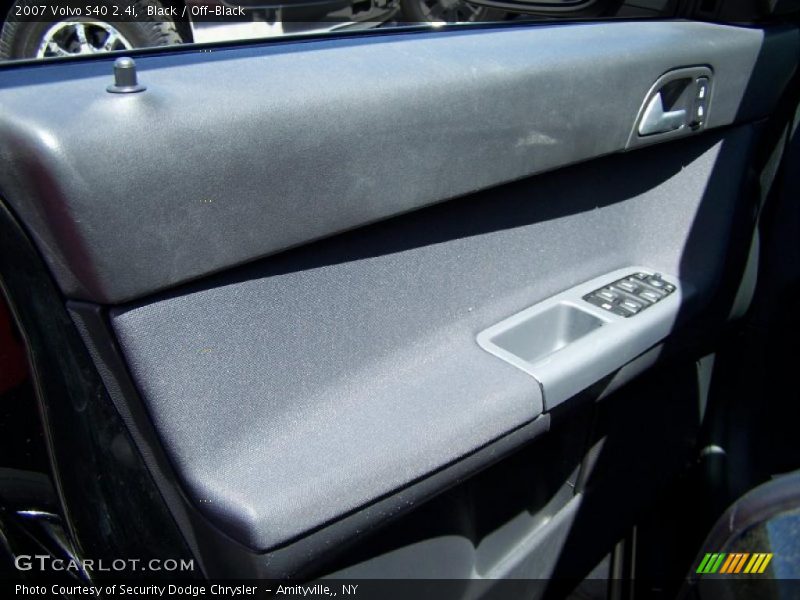 Black / Off-Black 2007 Volvo S40 2.4i