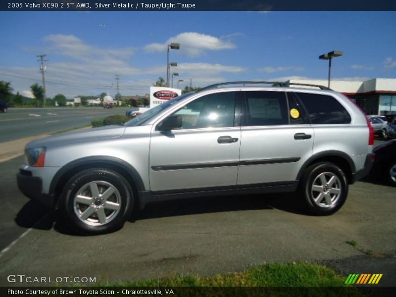 Silver Metallic / Taupe/Light Taupe 2005 Volvo XC90 2.5T AWD