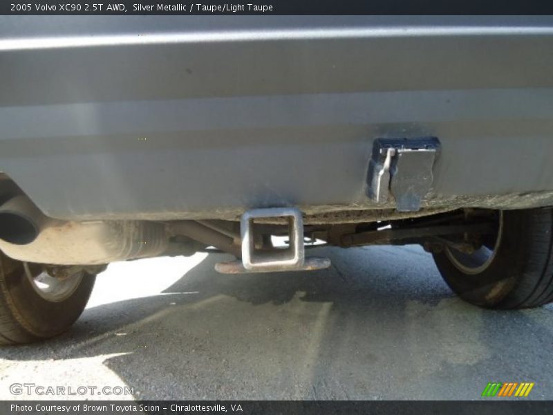 Silver Metallic / Taupe/Light Taupe 2005 Volvo XC90 2.5T AWD