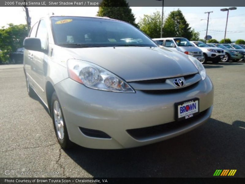 Silver Shadow Pearl / Taupe 2006 Toyota Sienna LE