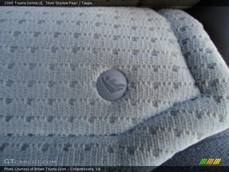 Silver Shadow Pearl / Taupe 2006 Toyota Sienna LE