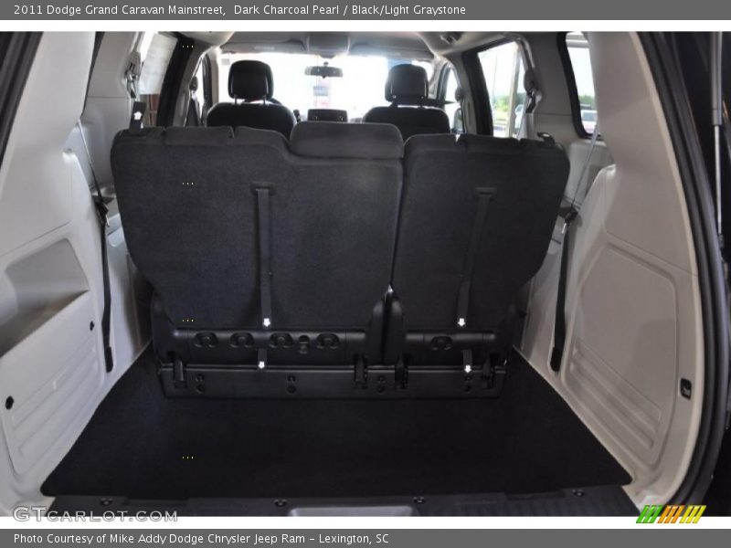Dark Charcoal Pearl / Black/Light Graystone 2011 Dodge Grand Caravan Mainstreet