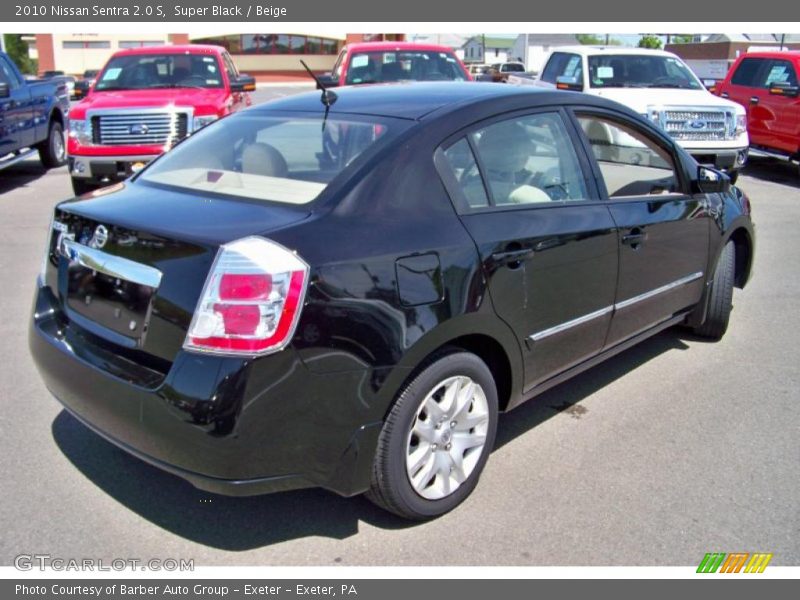 Super Black / Beige 2010 Nissan Sentra 2.0 S