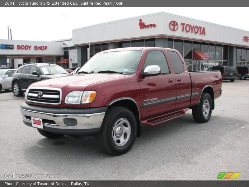 Sunfire Red Pearl / Oak 2001 Toyota Tundra SR5 Extended Cab