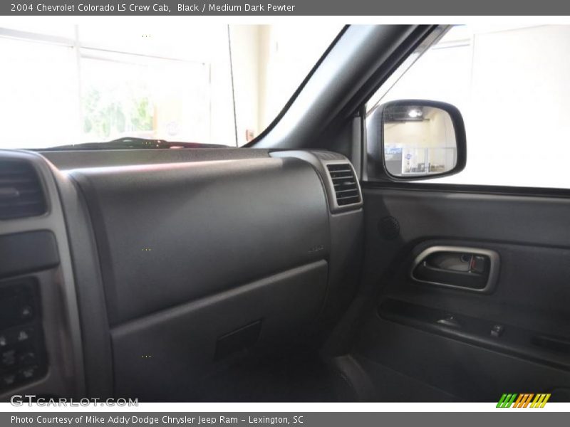 Black / Medium Dark Pewter 2004 Chevrolet Colorado LS Crew Cab