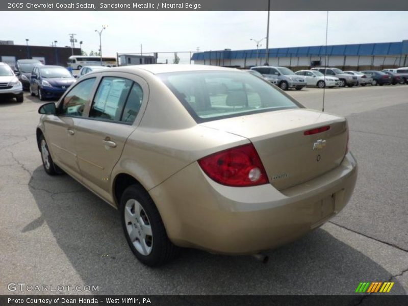 Sandstone Metallic / Neutral Beige 2005 Chevrolet Cobalt Sedan