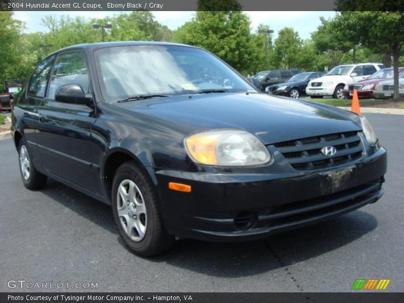 Ebony Black / Gray 2004 Hyundai Accent GL Coupe