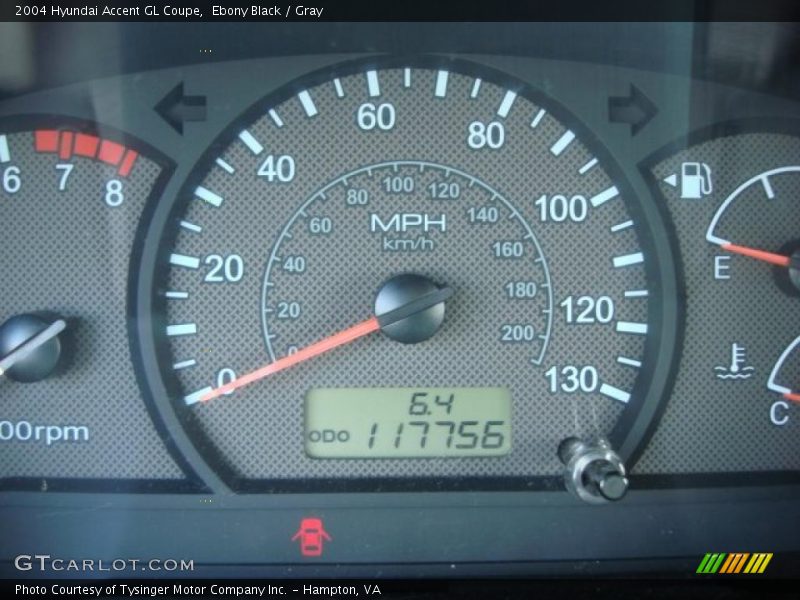 Ebony Black / Gray 2004 Hyundai Accent GL Coupe