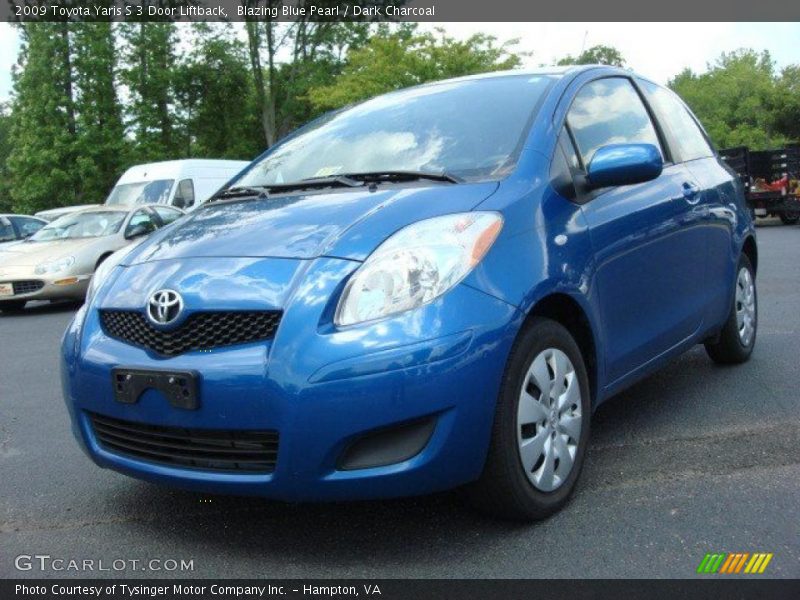 Blazing Blue Pearl / Dark Charcoal 2009 Toyota Yaris S 3 Door Liftback