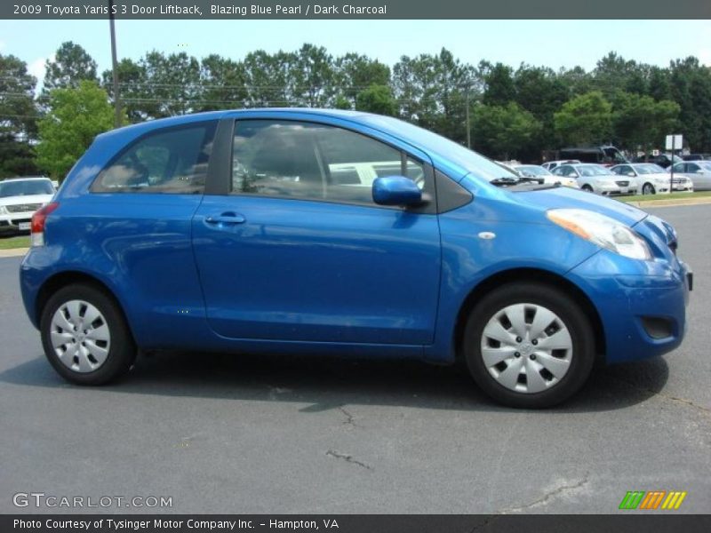 Blazing Blue Pearl / Dark Charcoal 2009 Toyota Yaris S 3 Door Liftback