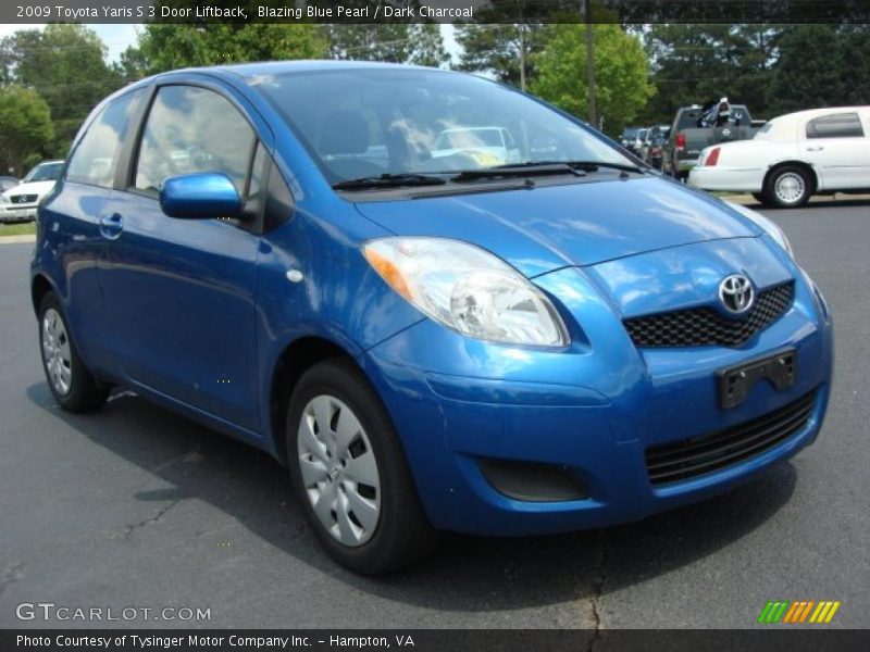 Blazing Blue Pearl / Dark Charcoal 2009 Toyota Yaris S 3 Door Liftback