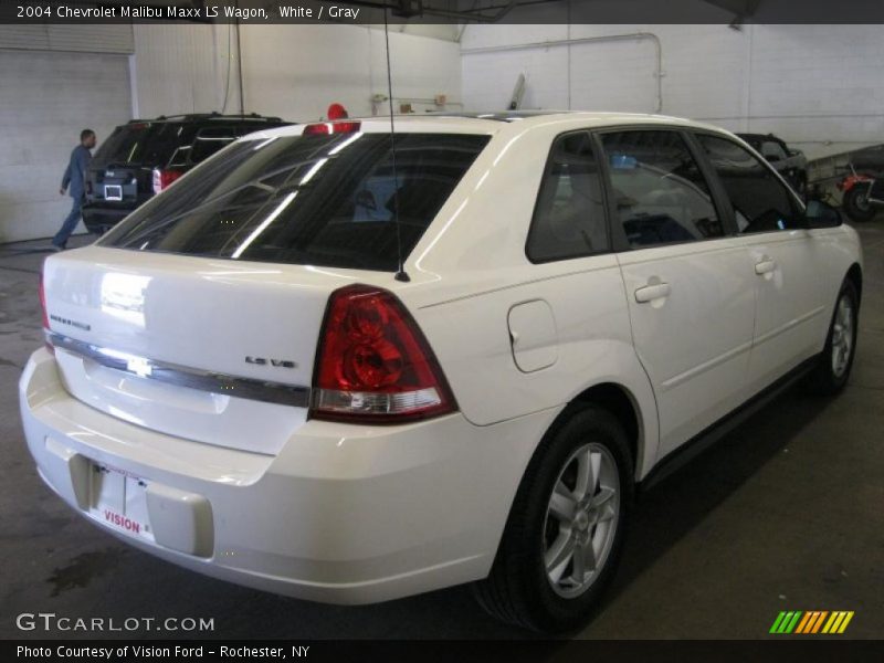 White / Gray 2004 Chevrolet Malibu Maxx LS Wagon
