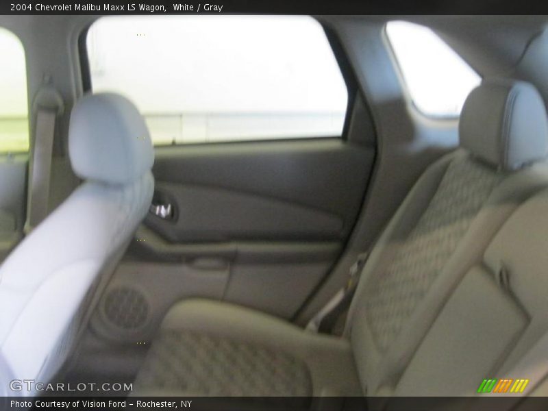White / Gray 2004 Chevrolet Malibu Maxx LS Wagon