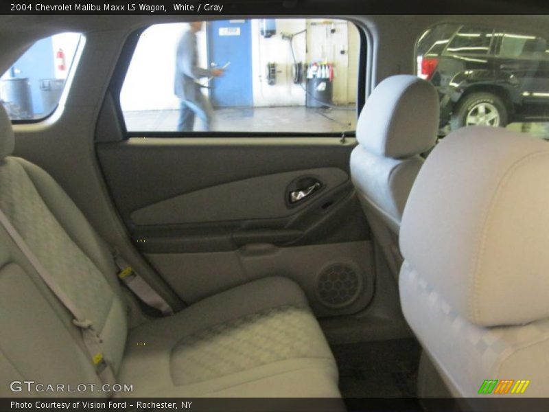 White / Gray 2004 Chevrolet Malibu Maxx LS Wagon