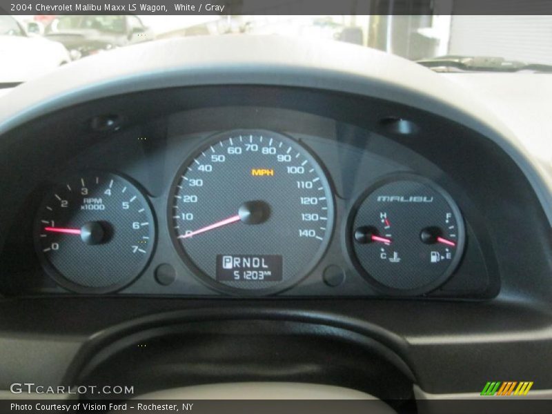 White / Gray 2004 Chevrolet Malibu Maxx LS Wagon