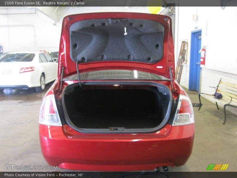 Redfire Metallic / Camel 2006 Ford Fusion SE