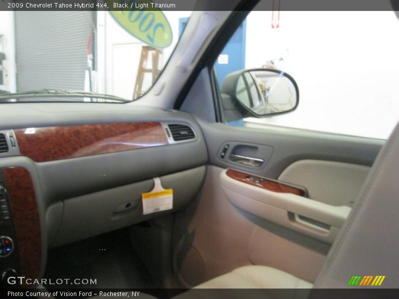 Black / Light Titanium 2009 Chevrolet Tahoe Hybrid 4x4