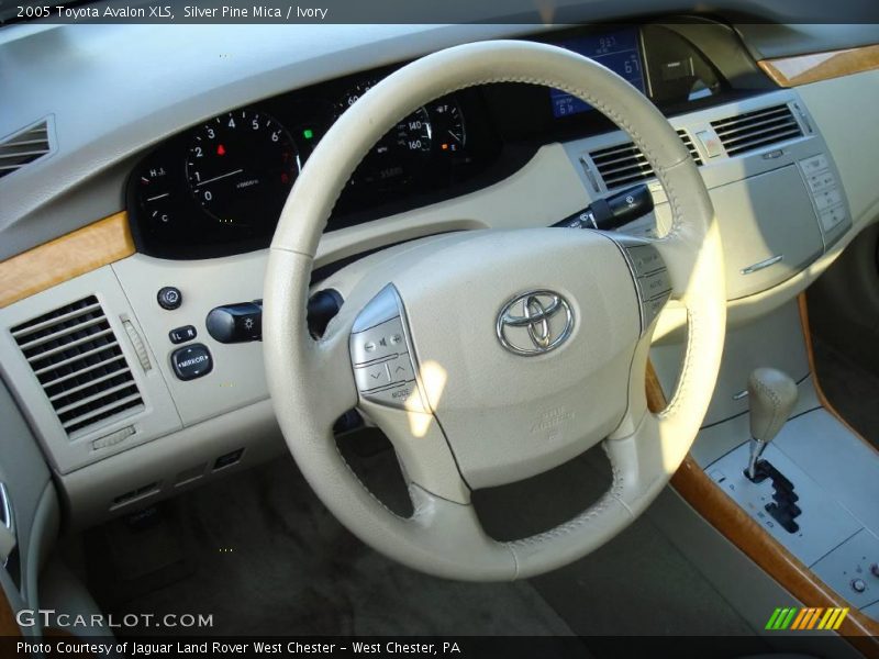 Silver Pine Mica / Ivory 2005 Toyota Avalon XLS