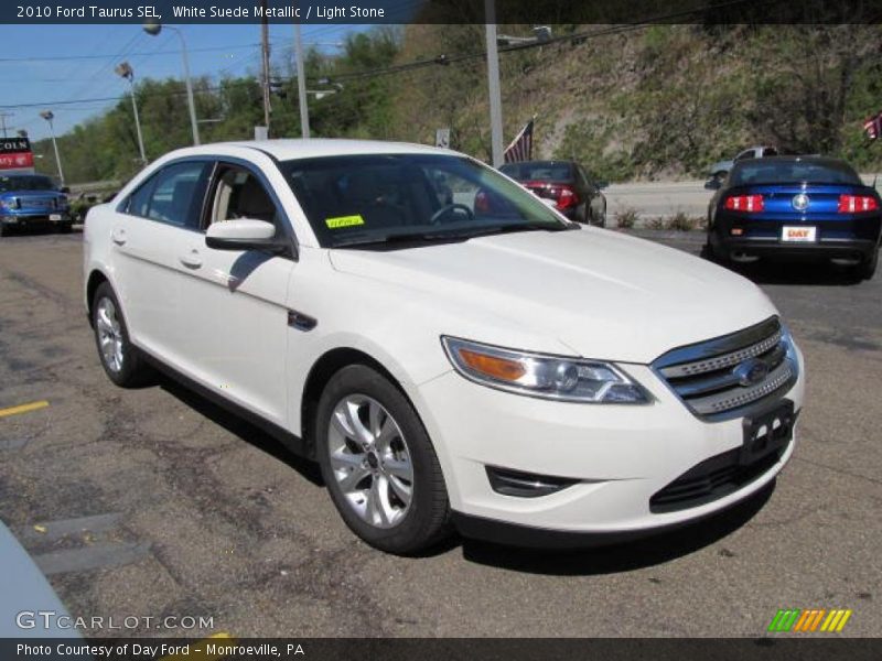 White Suede Metallic / Light Stone 2010 Ford Taurus SEL