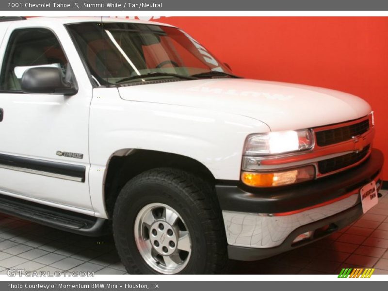 Summit White / Tan/Neutral 2001 Chevrolet Tahoe LS