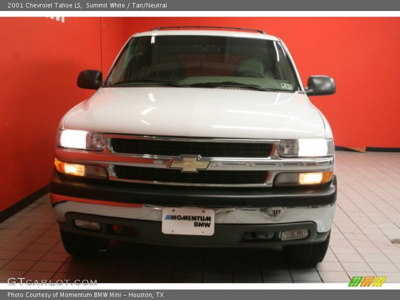 Summit White / Tan/Neutral 2001 Chevrolet Tahoe LS