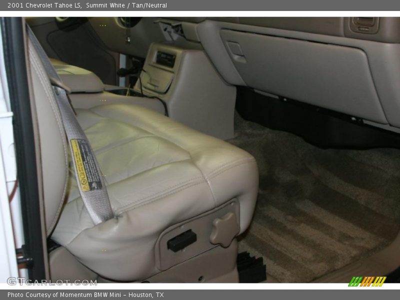 Summit White / Tan/Neutral 2001 Chevrolet Tahoe LS