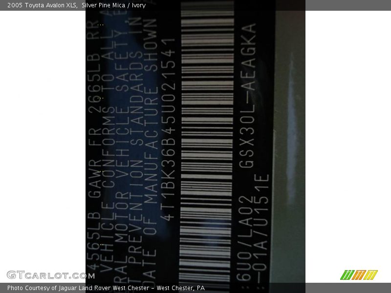 Silver Pine Mica / Ivory 2005 Toyota Avalon XLS