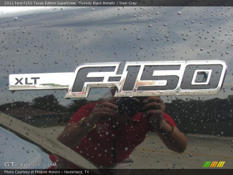 Tuxedo Black Metallic / Steel Gray 2011 Ford F150 Texas Edition SuperCrew