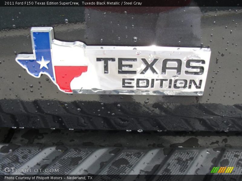 Tuxedo Black Metallic / Steel Gray 2011 Ford F150 Texas Edition SuperCrew