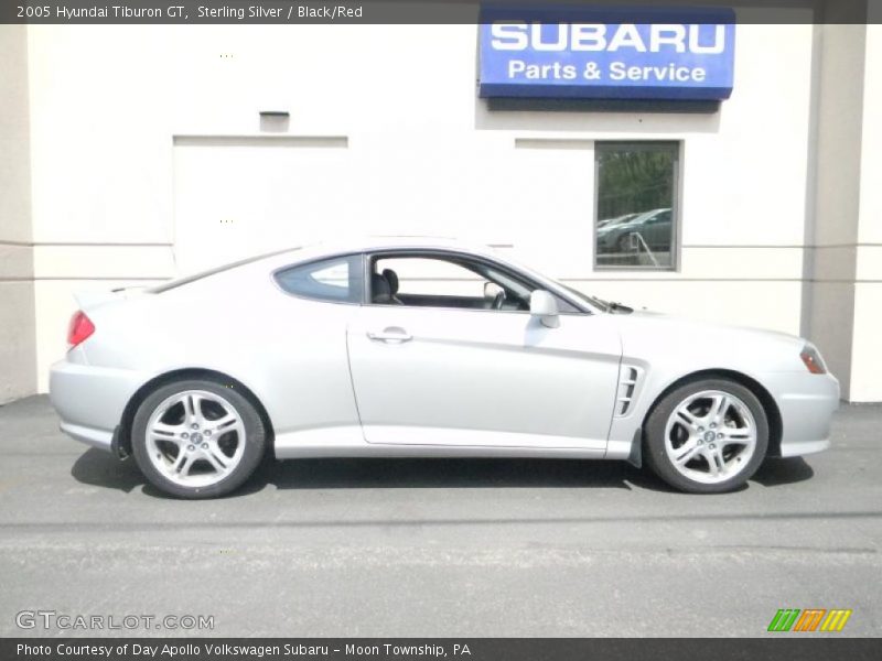 Sterling Silver / Black/Red 2005 Hyundai Tiburon GT