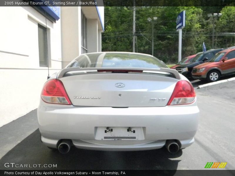 Sterling Silver / Black/Red 2005 Hyundai Tiburon GT