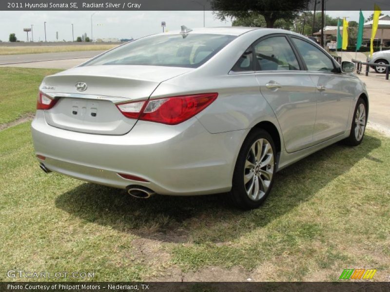 Radiant Silver / Gray 2011 Hyundai Sonata SE