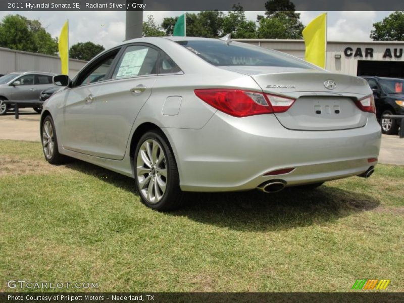 Radiant Silver / Gray 2011 Hyundai Sonata SE