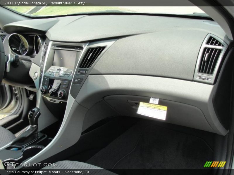 Radiant Silver / Gray 2011 Hyundai Sonata SE